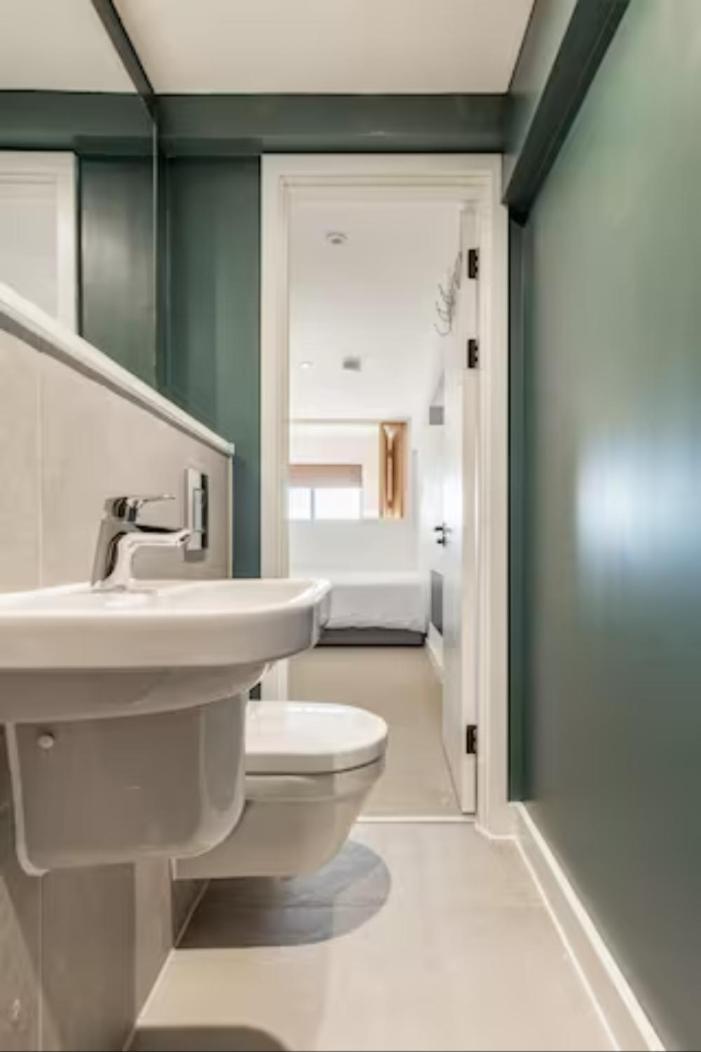 Two Bedrooms Exquisite En-Suite Apartment Deansgate Manchester Ngoại thất bức ảnh