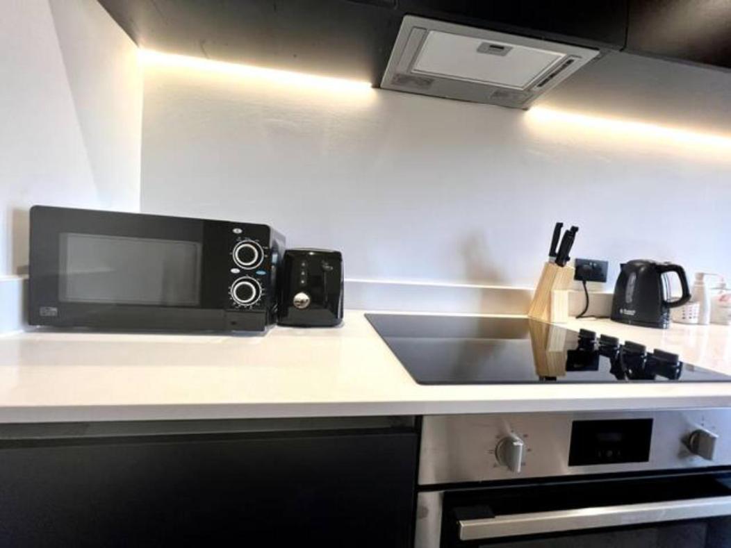 Two Bedrooms Exquisite En-Suite Apartment Deansgate Manchester Ngoại thất bức ảnh